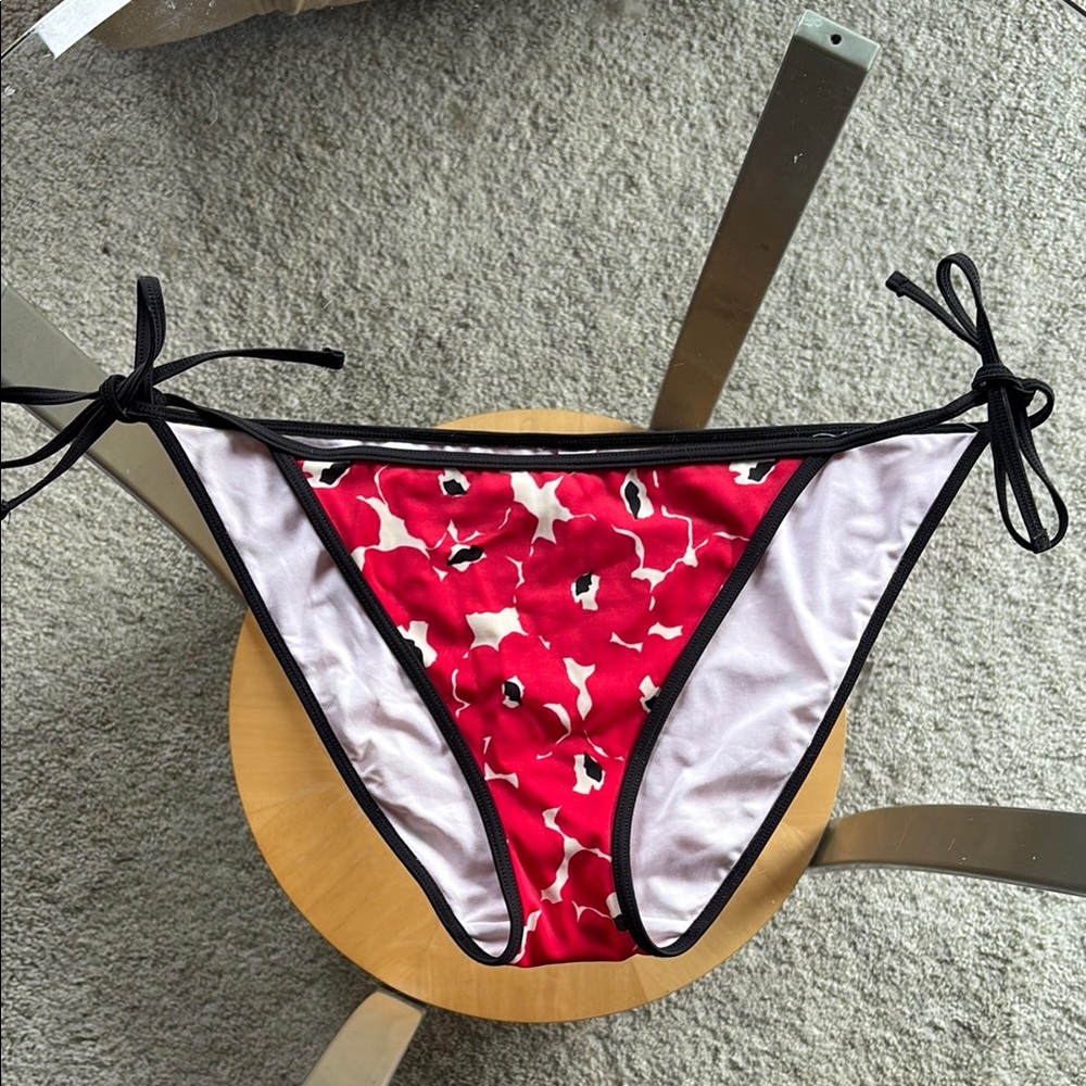 🌟VICTORIA’S SECRET: Red Poppy String Bikini Bottom: EUC Sz M